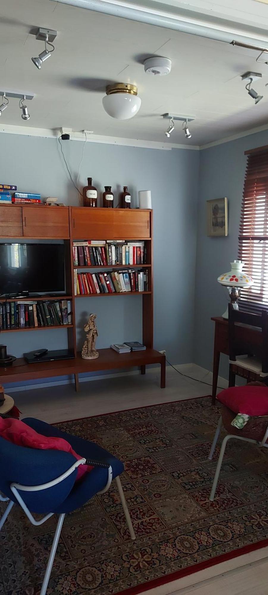 Eden Guest house 3*